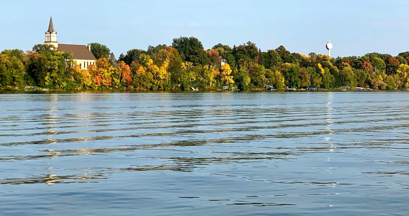 1_6AgTXn3miYHOFQfR0lYTVg - Rooted Lake Co.